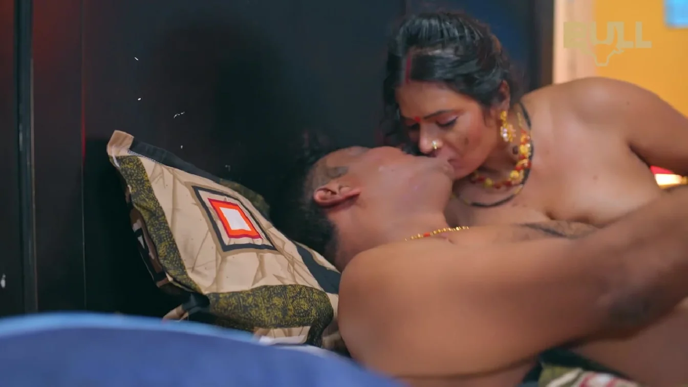 CHADAR BADLI S01 E05-06 Bull